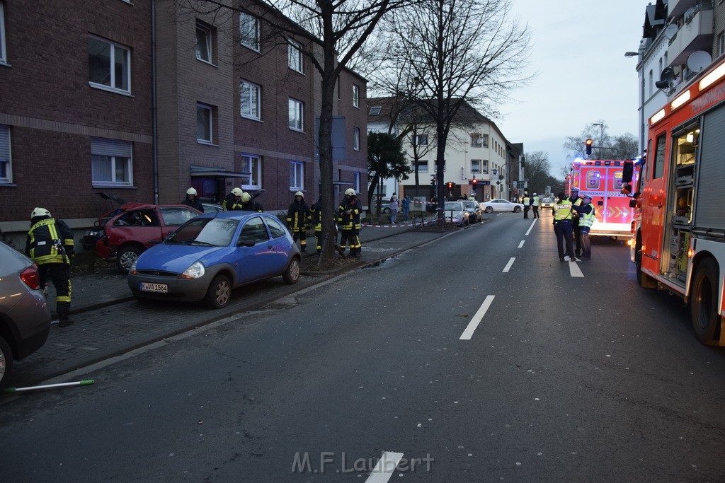 VU Koeln Porz Mitte Hauptstr P110.JPG - Miklos Laubert